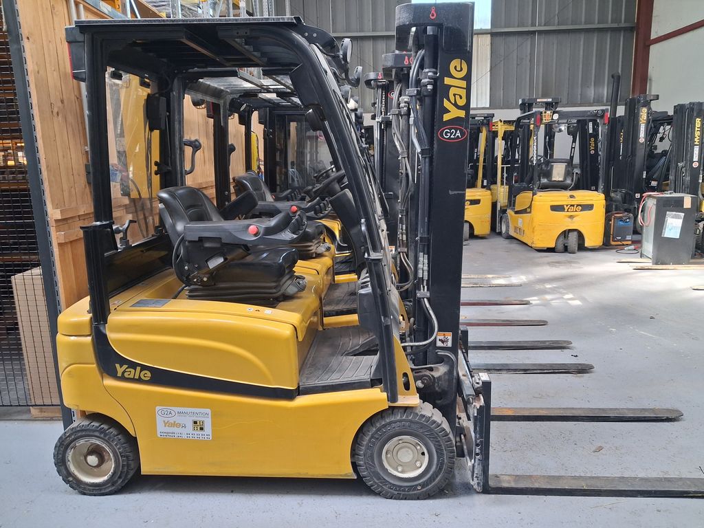 Yale Chariot frontal ERP16VF Yale ERP16VF °°° Chariot 3 roues électrique