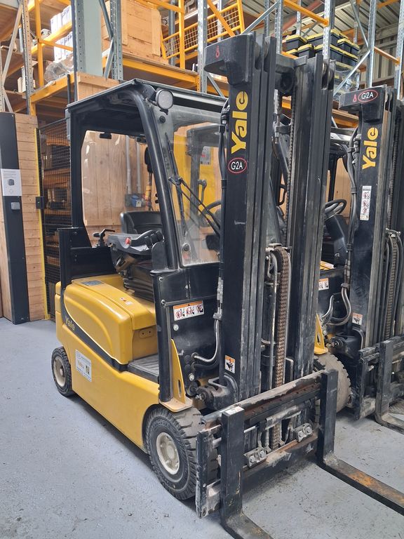 Yale Chariot frontal ERP16VF Yale ERP16VF °°° Chariot 3 roues électrique