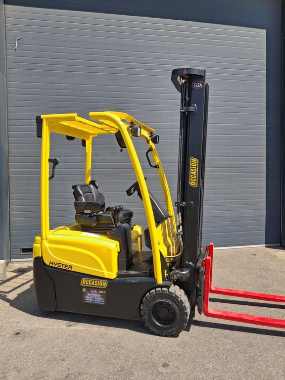 Hyster Chariot frontal J1.6XNT SWB Hyster J1.6XNT SWB °°° Chariot 3 roues électrique