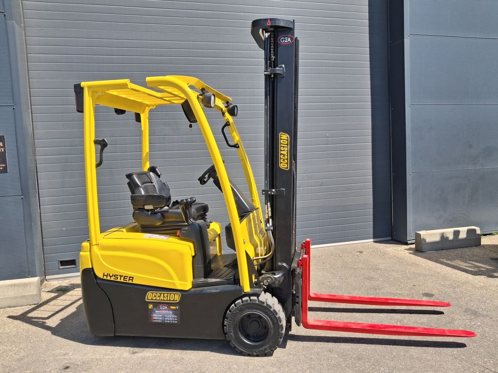 Hyster Chariot frontal J1.6XNT SWB Hyster J1.6XNT SWB °°° Chariot 3 roues électrique