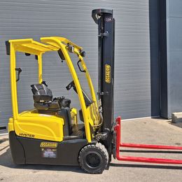 Hyster Chariot frontal J1.6XNT SWB Hyster J1.6XNT SWB °°° Chariot 3 roues électrique