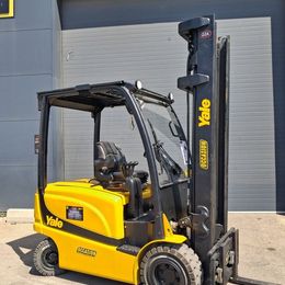 Yale ERP25VL °°° Chariot 4 roues électrique